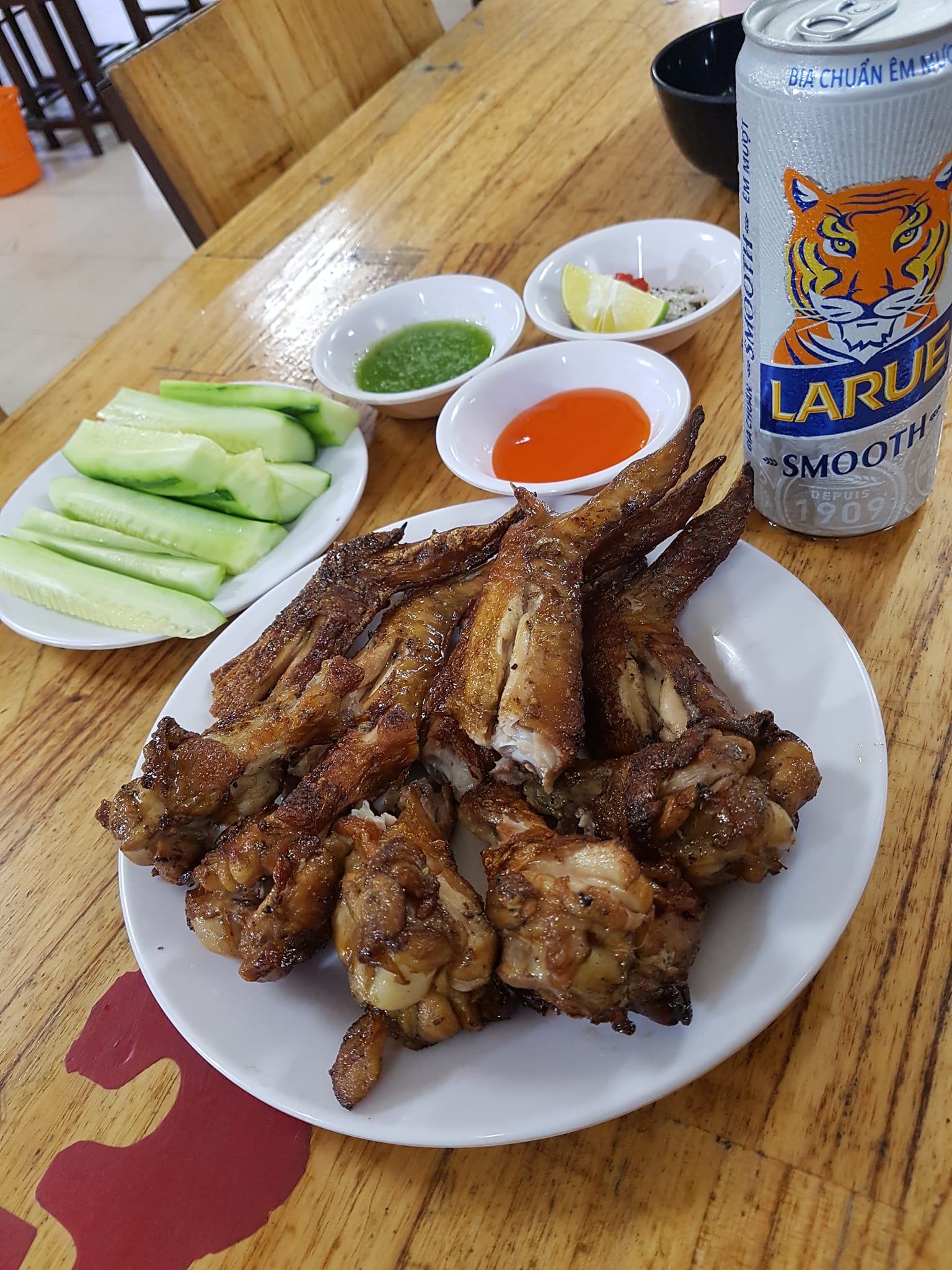 Quán Hai Còi Lẩu và nướng